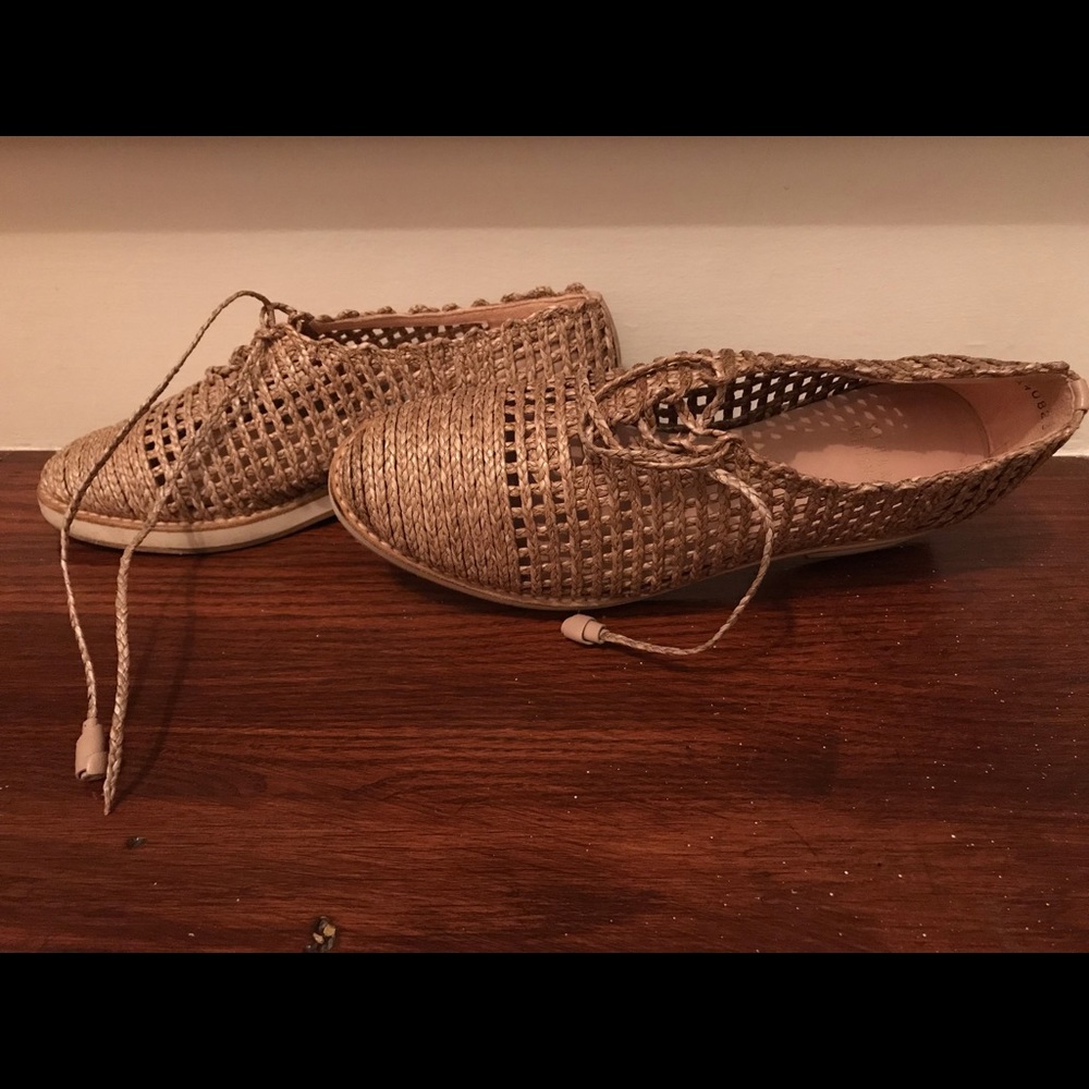 Shoes - Picture 4 of 4